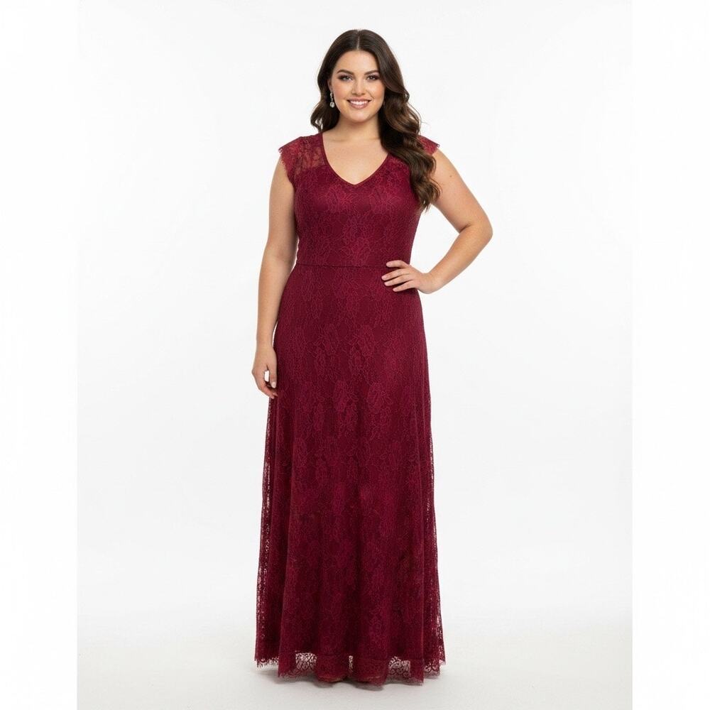 Torrid Burgundy Floral Lace Maxi Dress Gown Romantic Formal 18 Fall Holidays